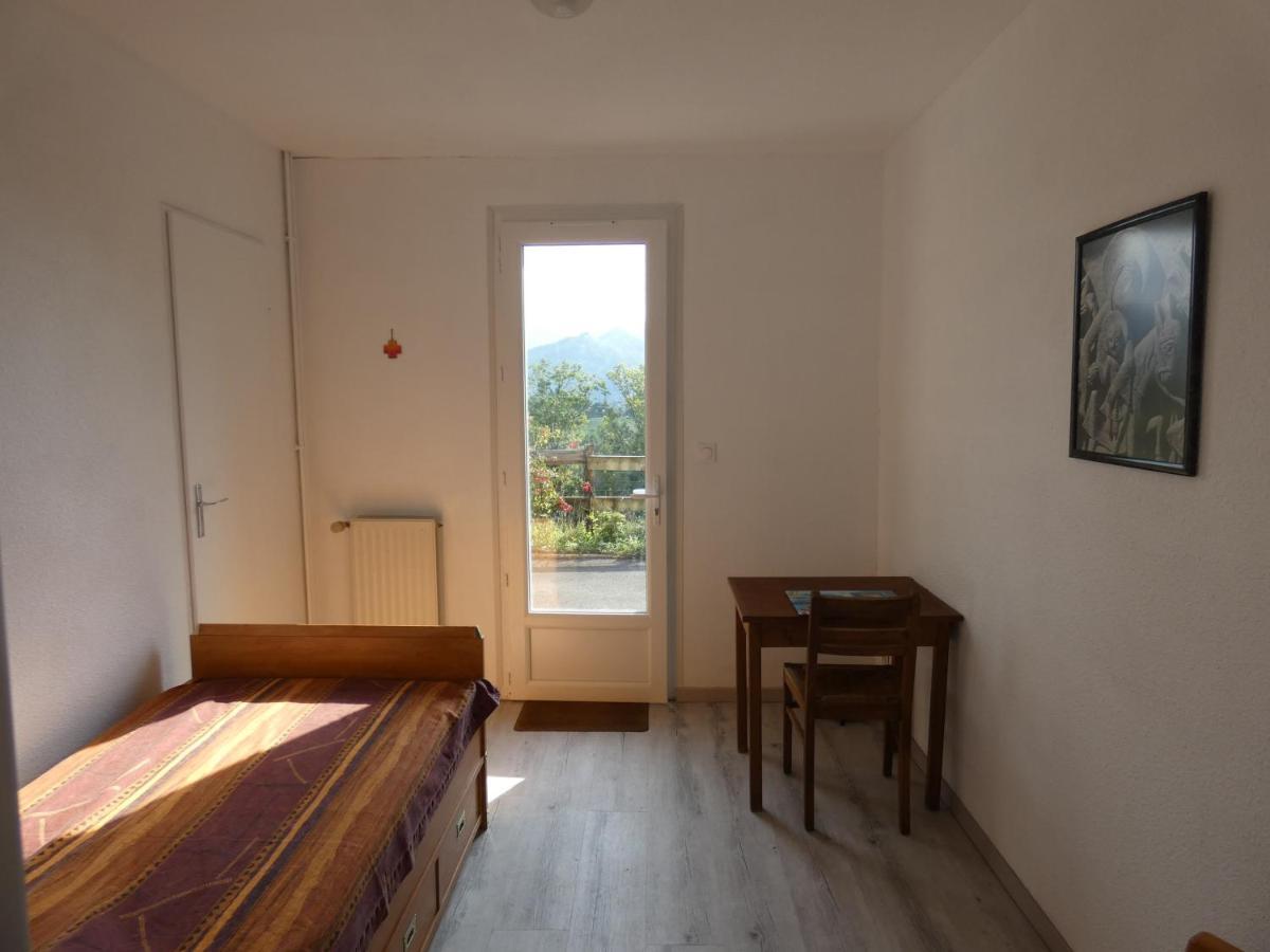 Aquero-Accueil Apartment Bartres ภายนอก รูปภาพ